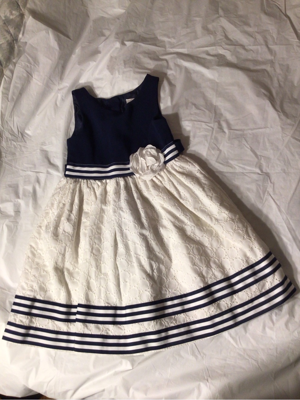 Sleeveless Floral Eyelet Girl’s Dress-Navy and White